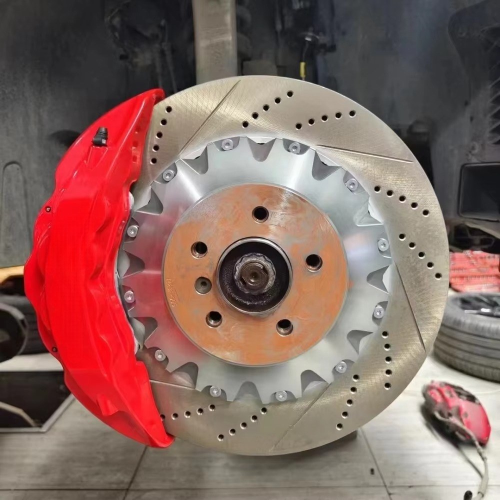 FECCR OEM ODM ブレーキキャリパーキット フロン - Forged Front Brake Caliper 4 Piston のレビューと価格